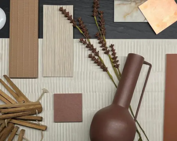 Jak stworzyć moodboard weselny, unikając objawów braku spójności stylistycznej. Paleta barw ziemi, tekstury i naturalne materiały.