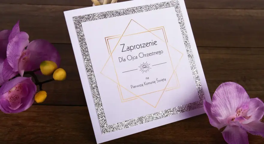 Eleganckie zaproszenie na Komunię Świętą dla Ojca Chrzestnego. Brokatowa ramka i złote linie tworzą wyjątkową oprawę.