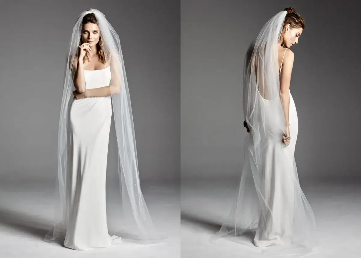 Czy warto kupować suknię ślubną z drugiej ręki? Ekologia i oszczędność. Dwie wersje prostej, eleganckiej sukni ślubnej z welonem.